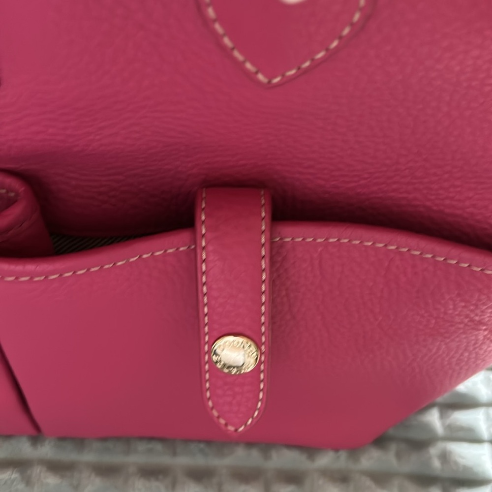 DOONEY & BOURKE Bag with Matching Accessories - Picture 13 of 16